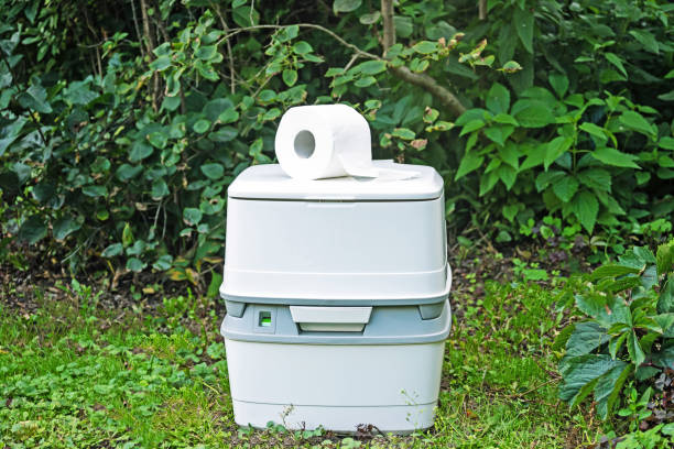 Best Porta potty delivery and setup  in Fremont, OH